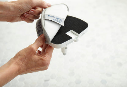 Hand-Held Tub and Tile Cleaning Attachment with Microfiber and Multiuse handle NEW